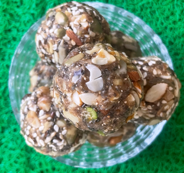 Dry Fruit Laddu